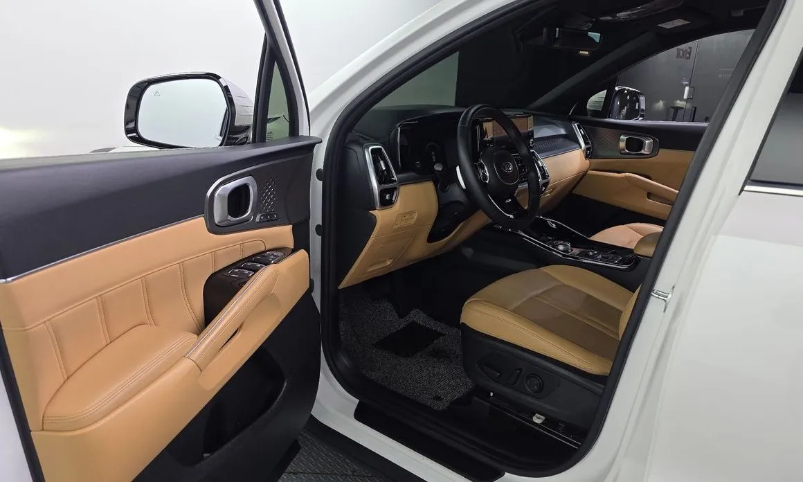 Kia Sorento — фото 6
