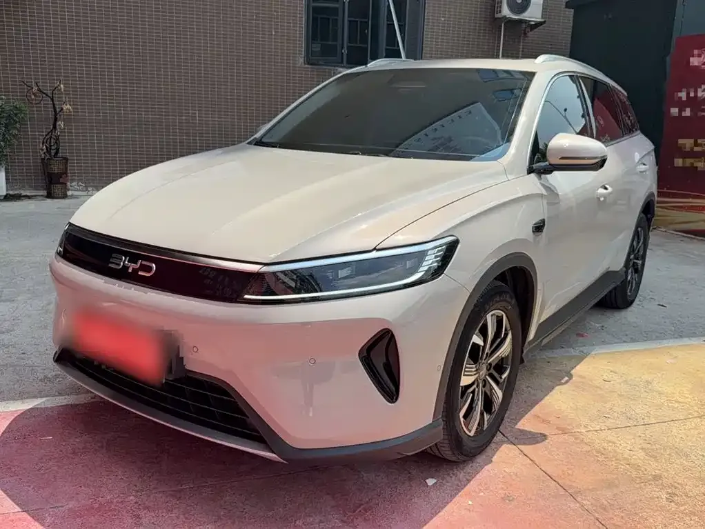BYD Seal 05 DM-i — фото 1