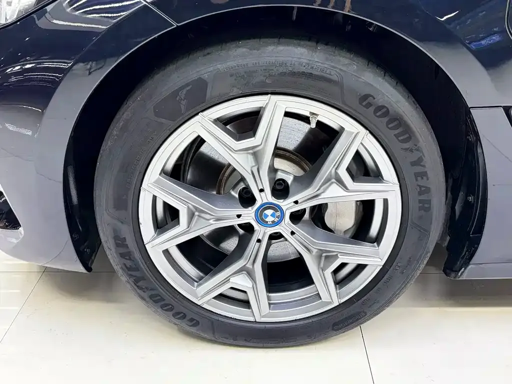 BMW i3 — фото 3