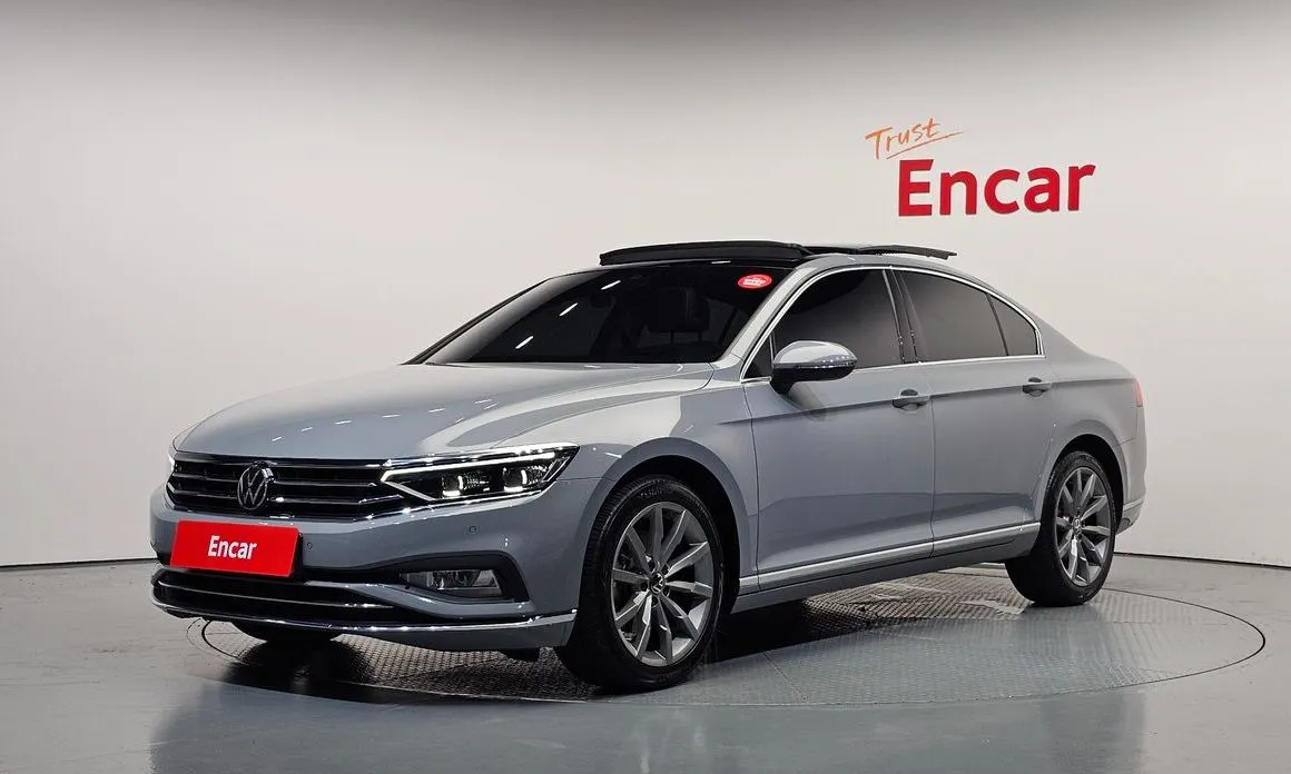 Volkswagen Passat — фото 1
