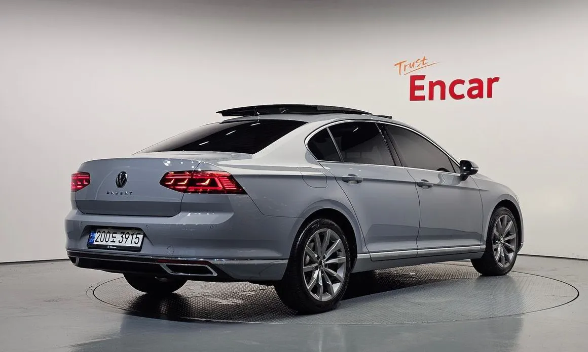 Volkswagen Passat — фото 3