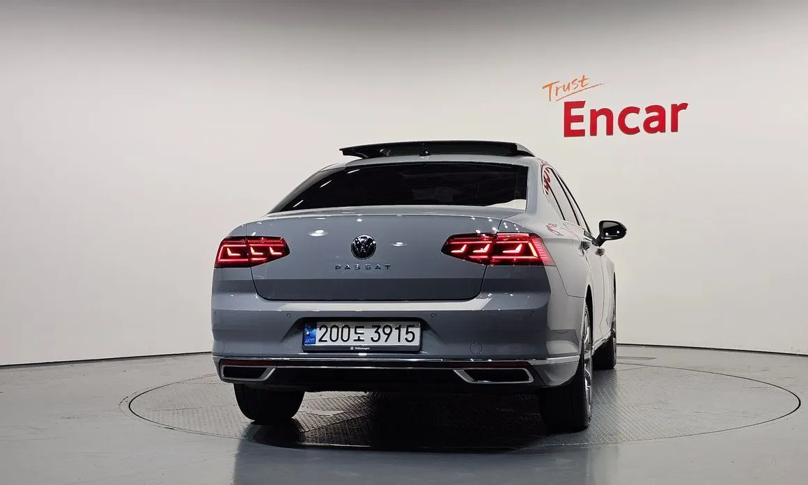 Volkswagen Passat — фото 7