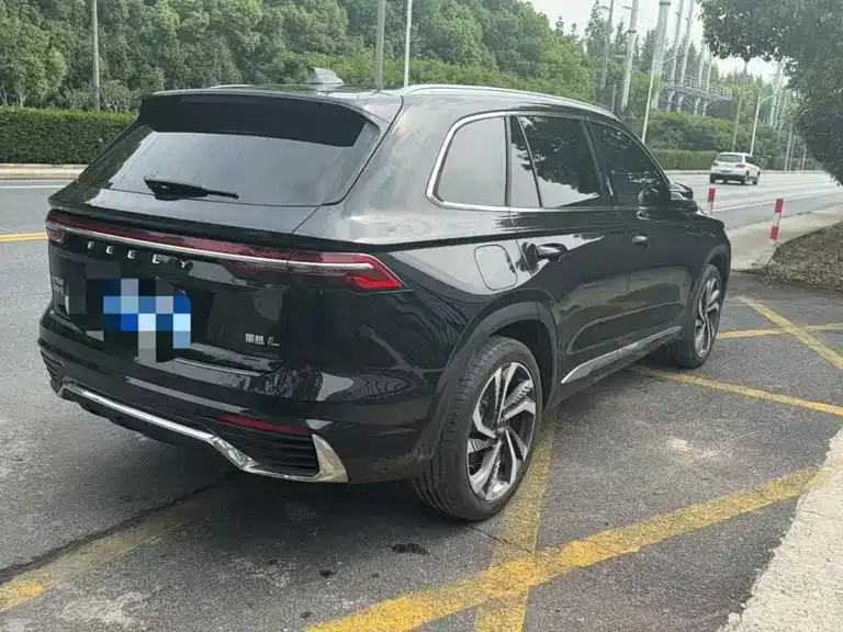 Geely Xingyue L — фото 8
