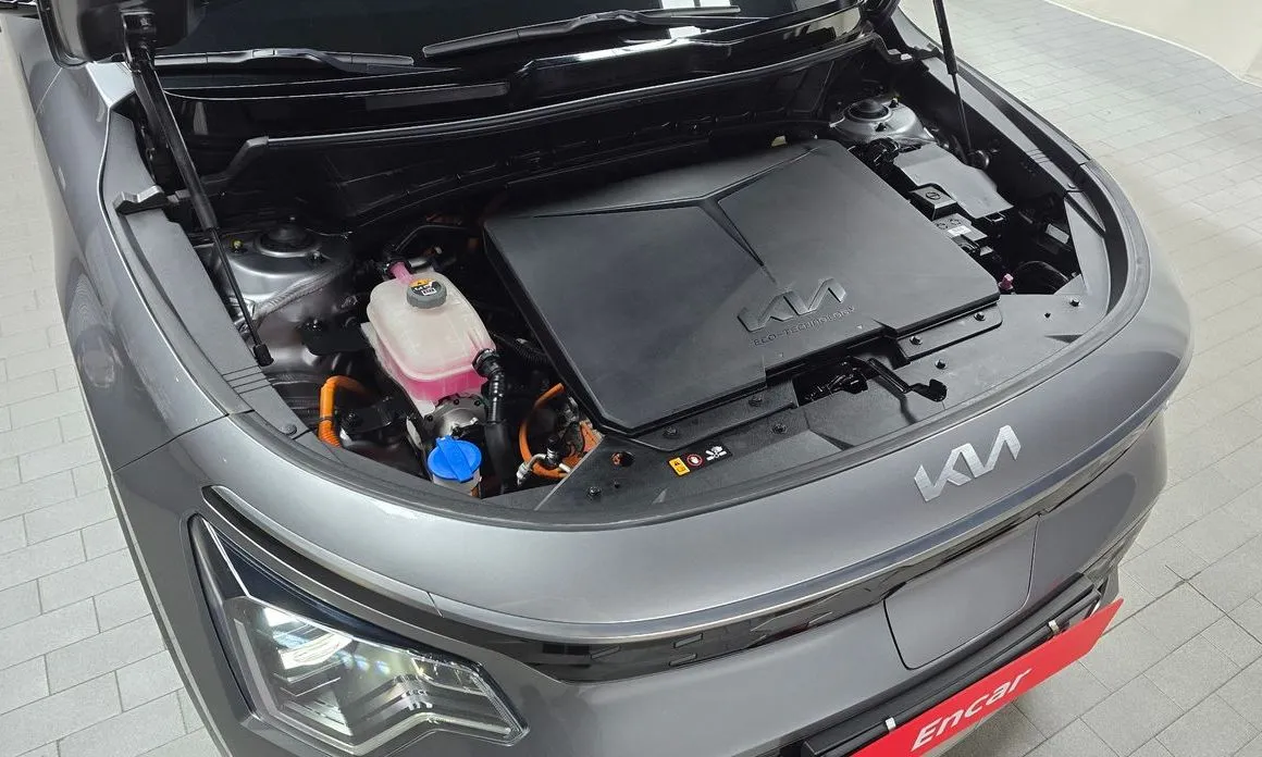 Kia Niro — фото 10