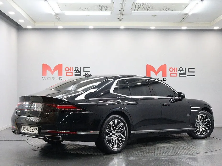 Genesis G90 — фото 10