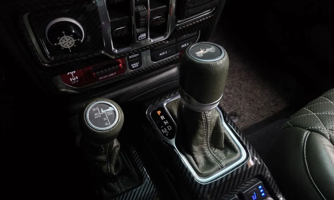 Jeep Wrangler — фото 2