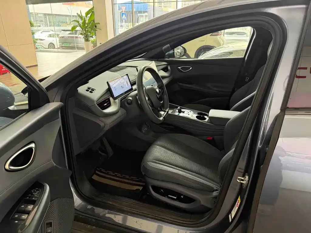 BYD Seal 06GT — фото 5
