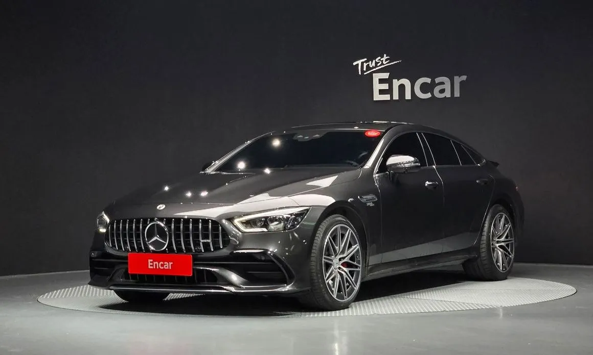 Mercedes-Benz AMG GT — фото 1
