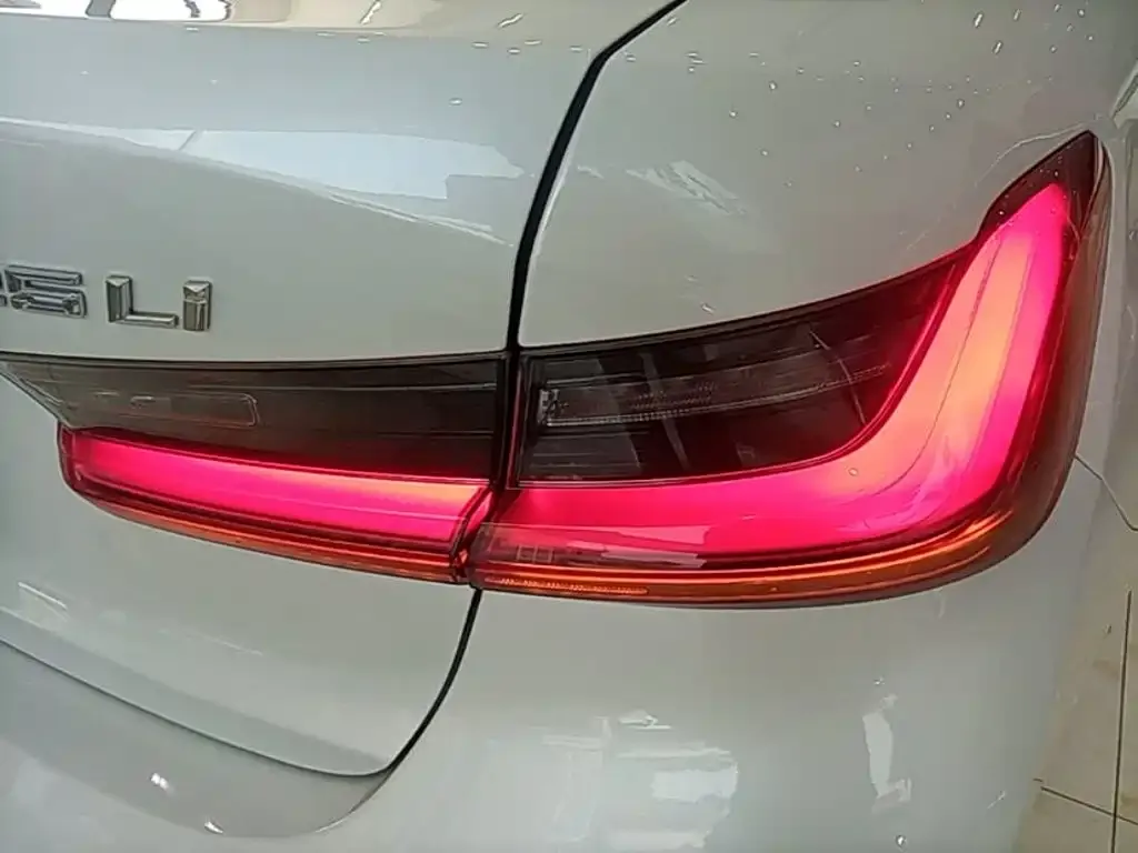 BMW 3 Series — фото 4