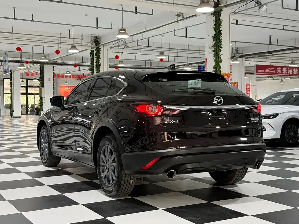 Mazda CX-4 — фото 6