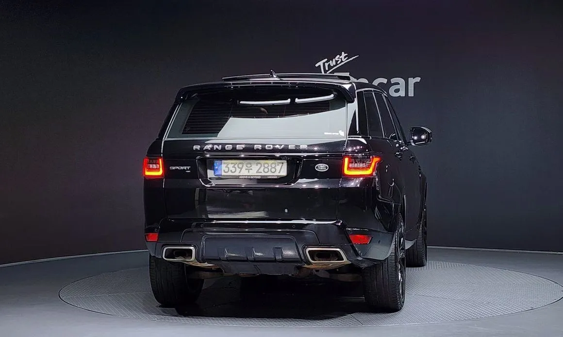 Land Rover Range Rover Sport — фото 10