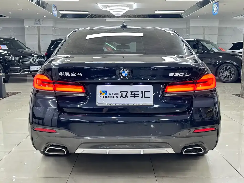 BMW 5 Series — фото 10