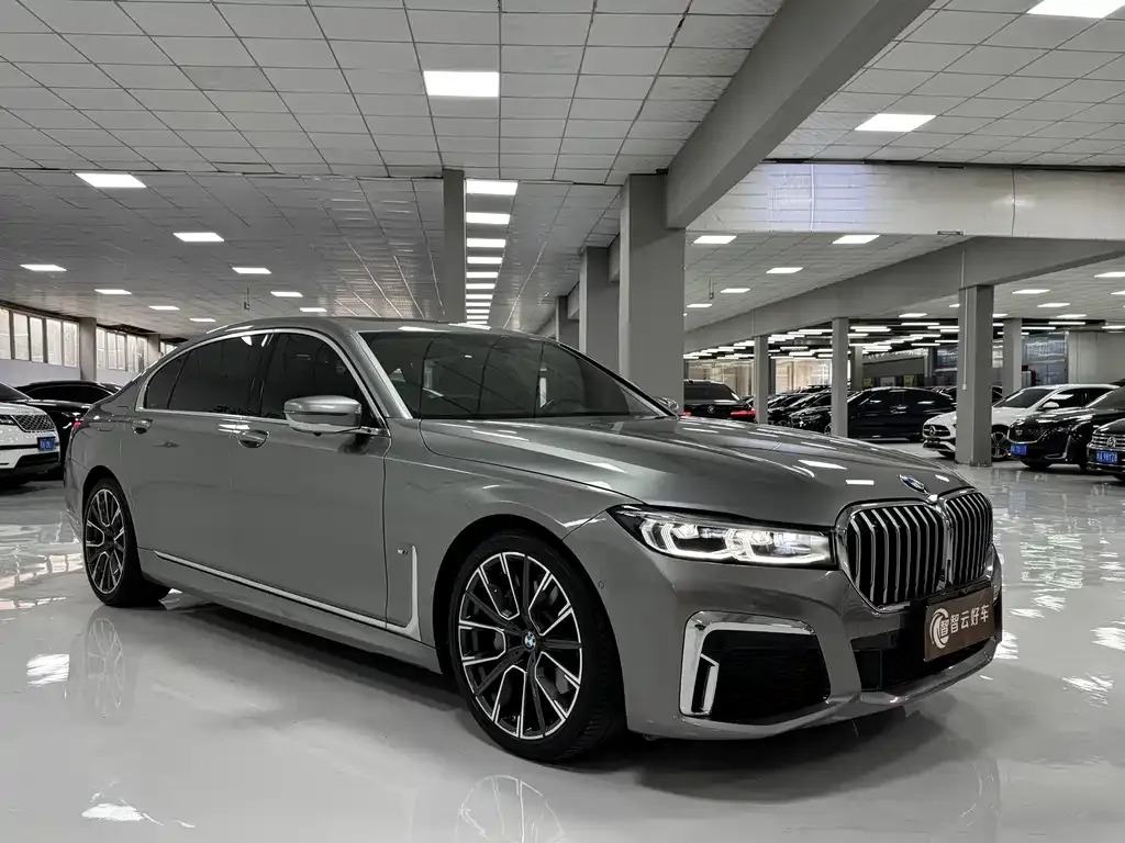 BMW 7 Series — фото 4