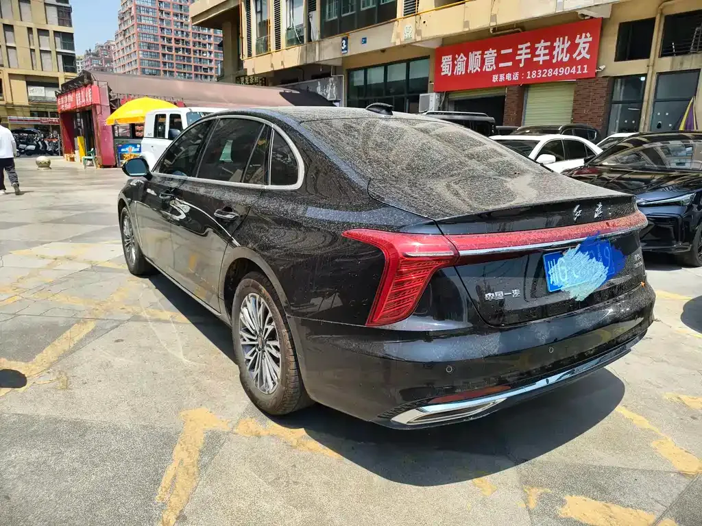 Hongqi H5 — фото 10