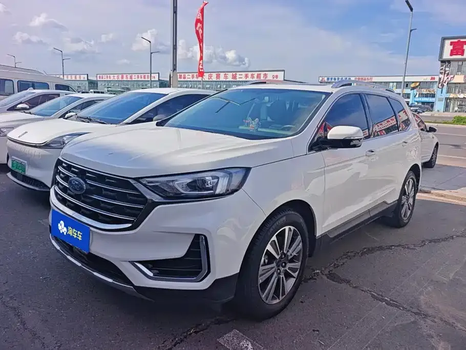 Ford Edge — фото 1