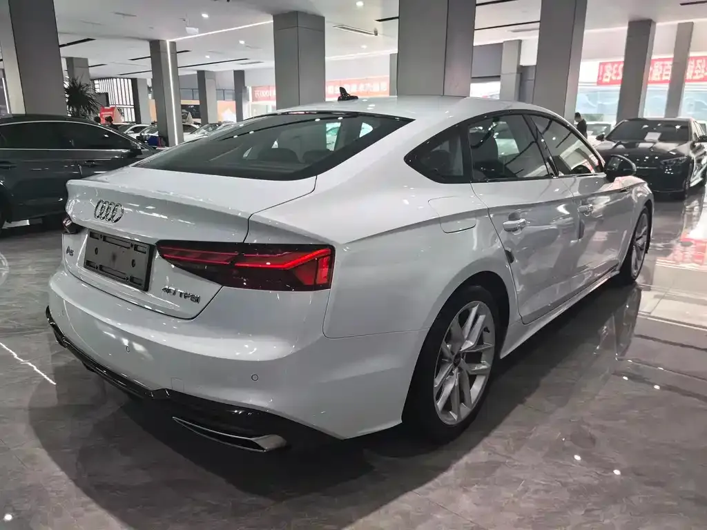 Audi A5 (Import) — фото 8