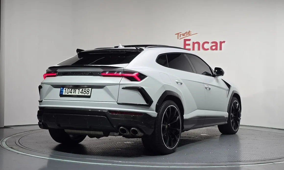 Lamborghini Urus — фото 4