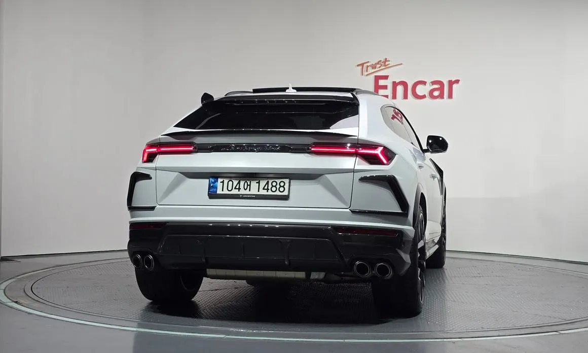 Lamborghini Urus — фото 2