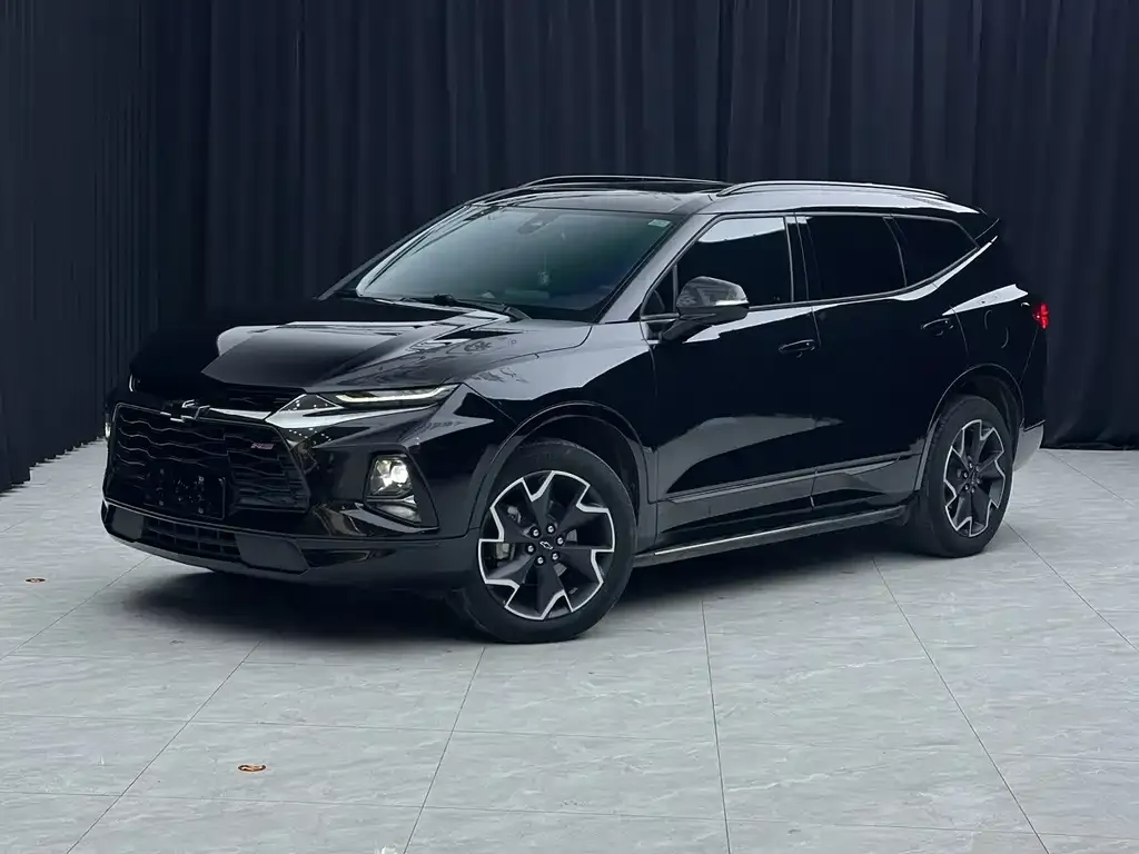 Chevrolet Blazer — фото 1