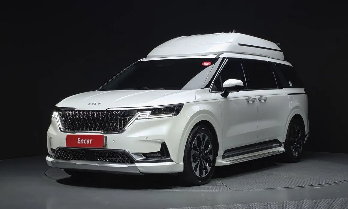 Kia Carnival — фото 1