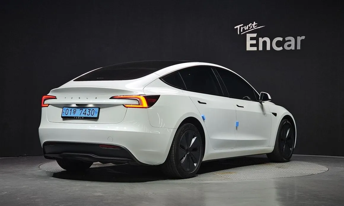 Tesla Model 3 — фото 3