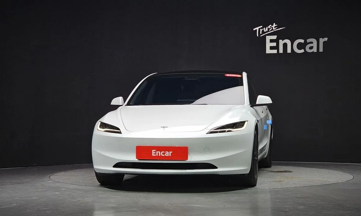 Tesla Model 3 — фото 2
