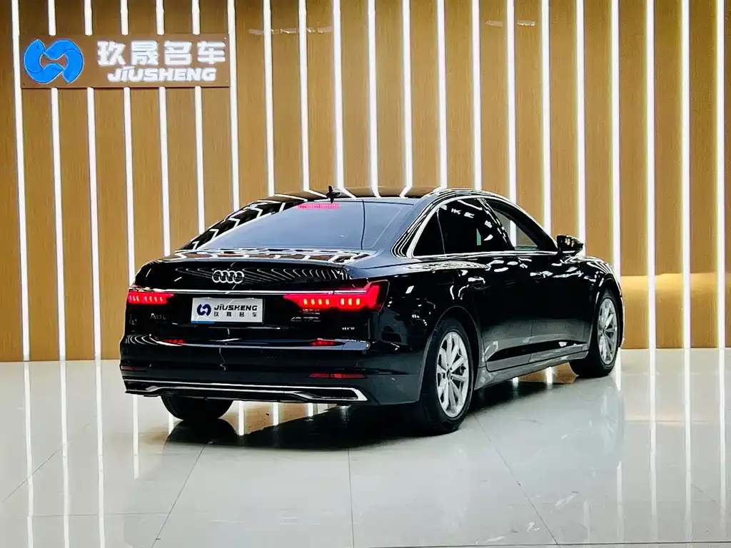 Audi A6L — фото 3