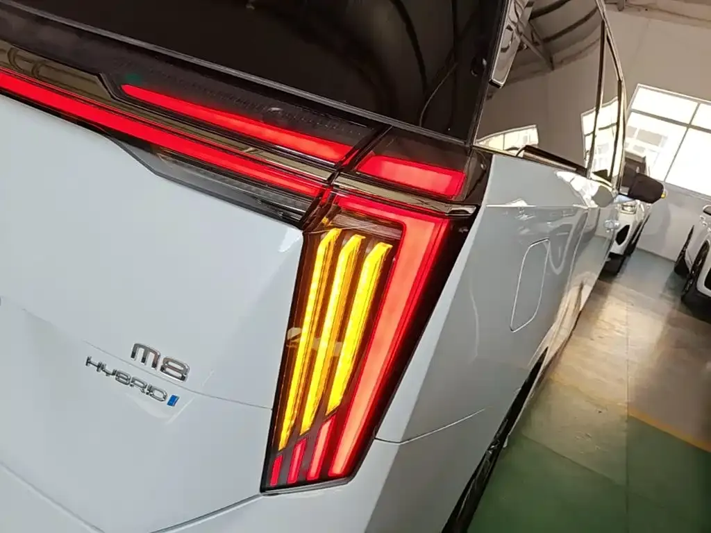 GAC Motor Trumpchi M8 — фото 2