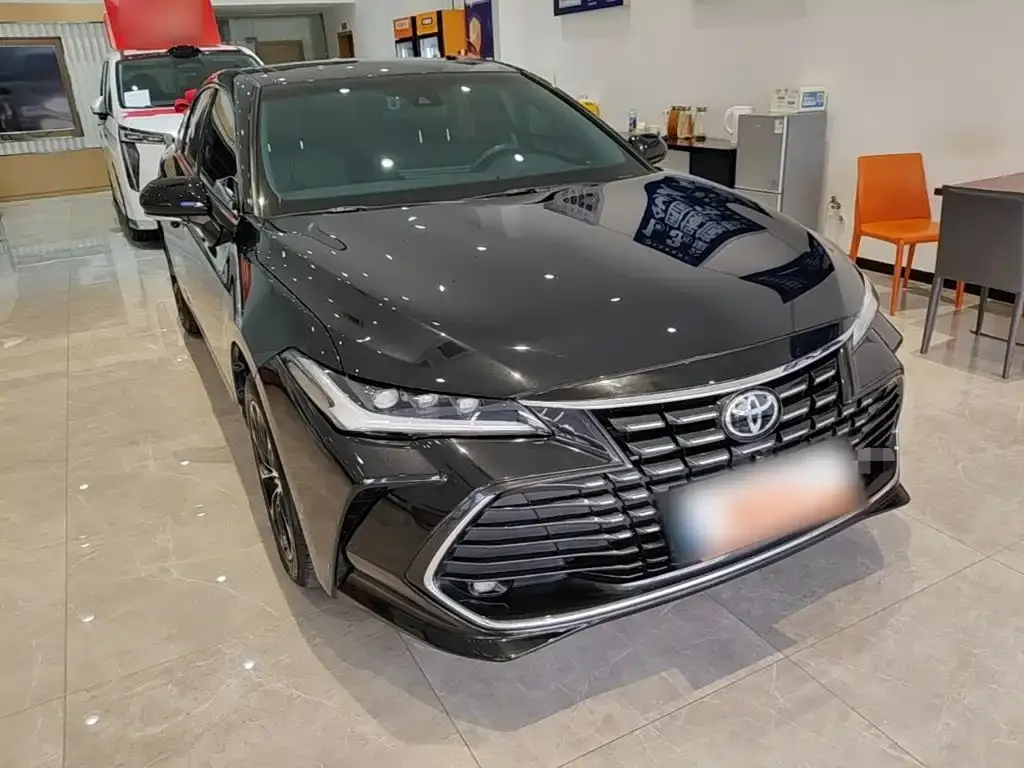 Toyota Avalon — фото 10