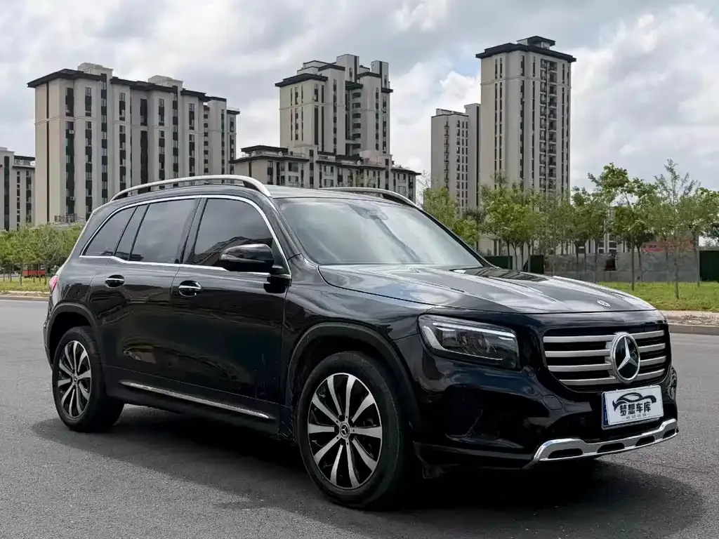 Mercedes-Benz GLB — фото 7