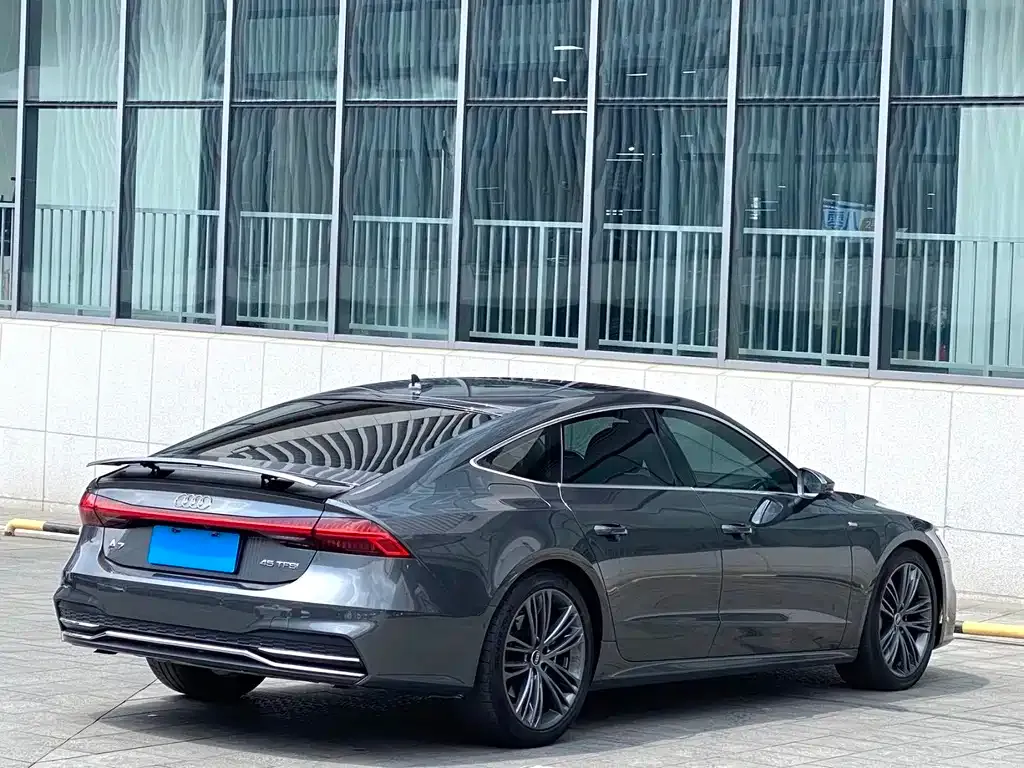 Audi A7 — фото 3