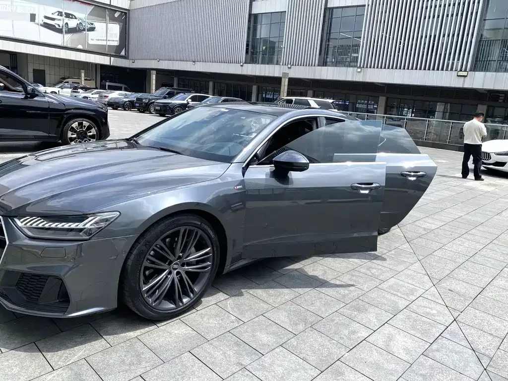 Audi A7 — фото 4