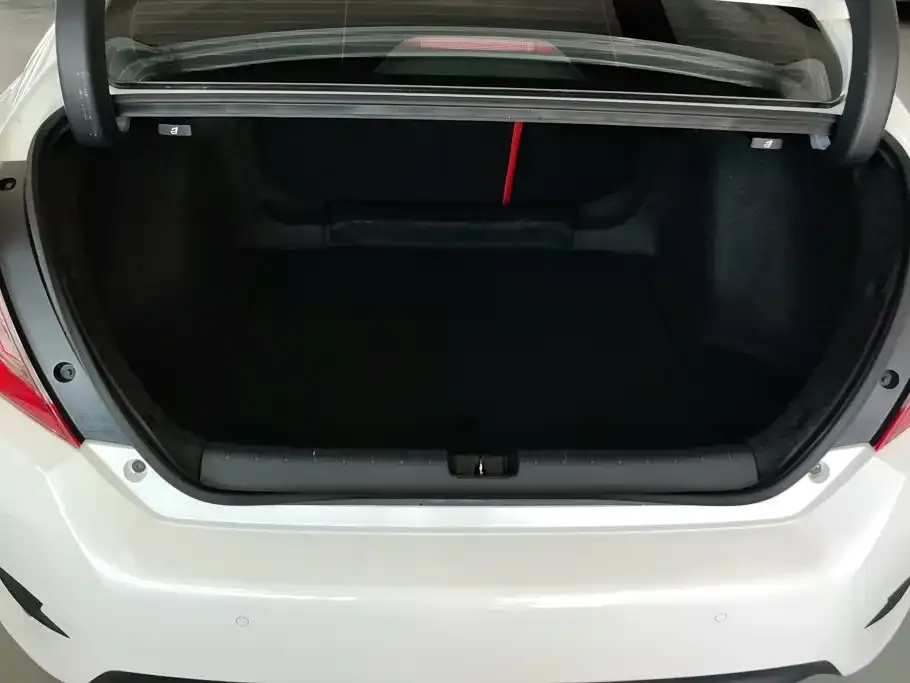 Honda Civic — фото 10