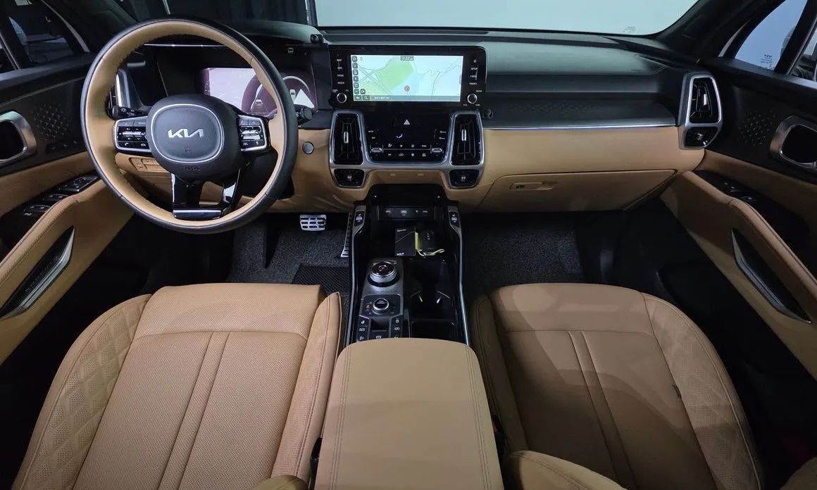 Kia Sorento — фото 9