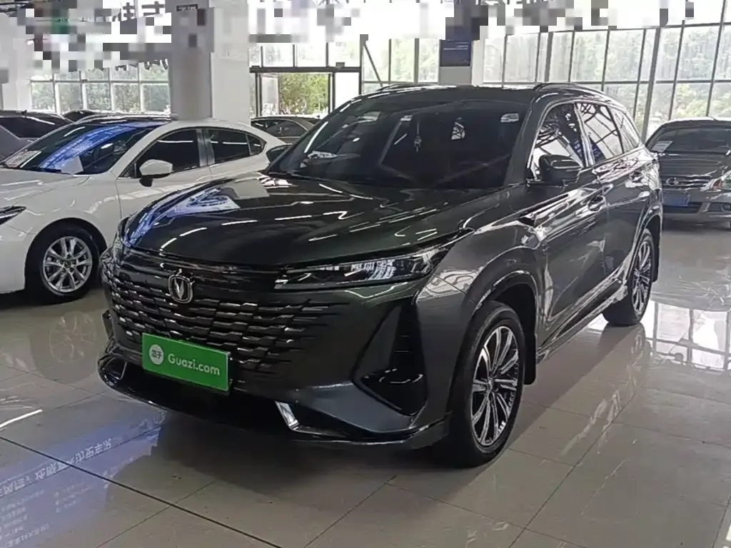 Changan CS75PLUS — фото 1