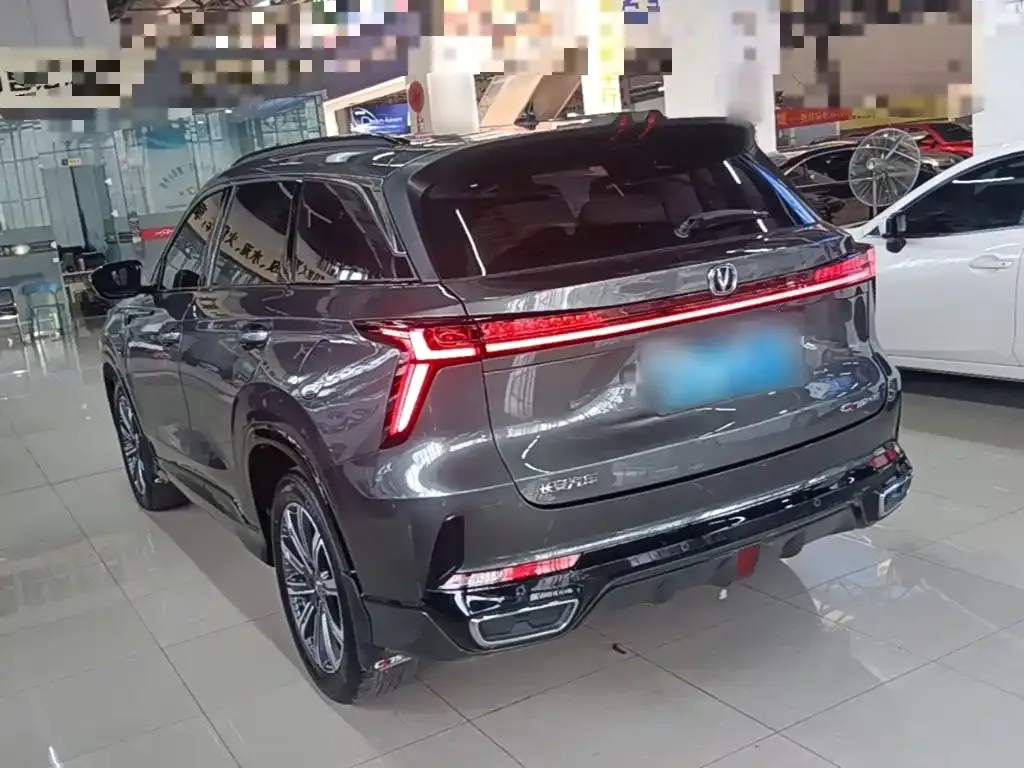 Changan CS75PLUS — фото 4