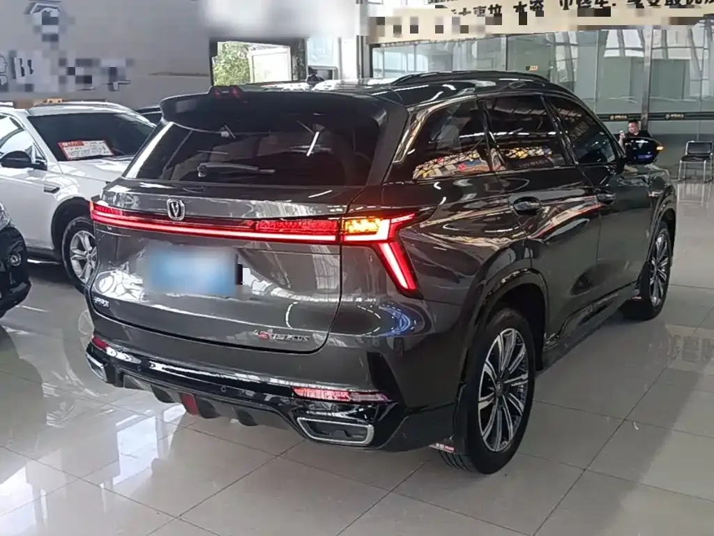 Changan CS75PLUS — фото 6