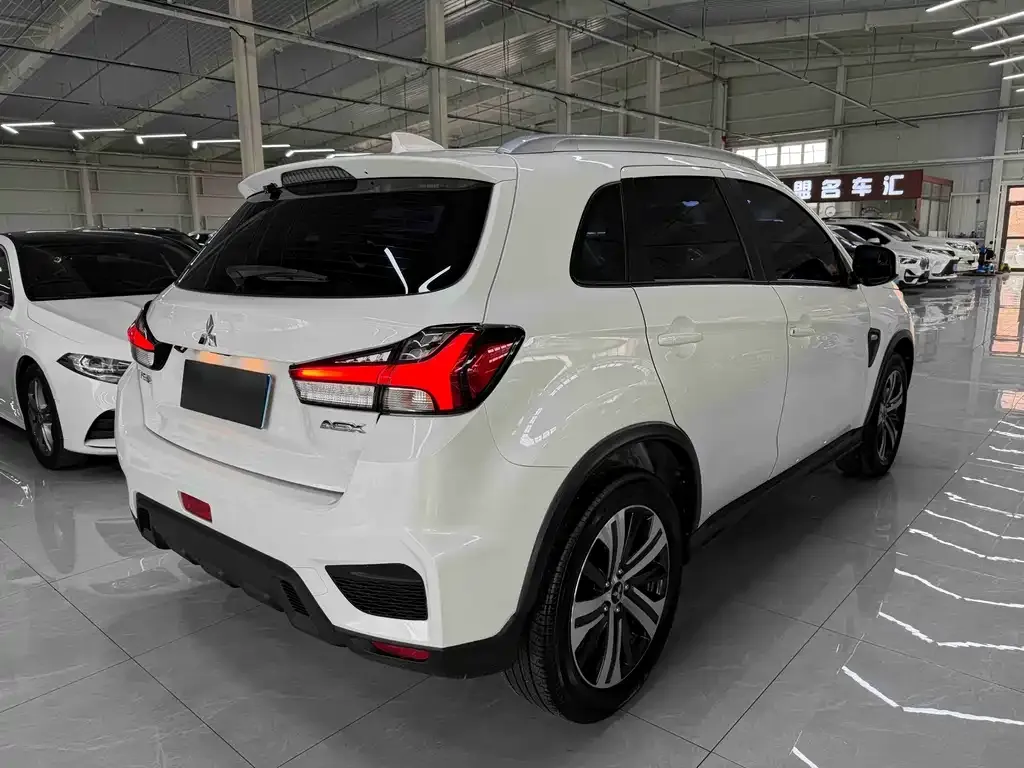 Mitsubishi ASX — фото 4