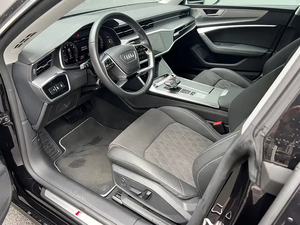 Audi A7L — фото 2