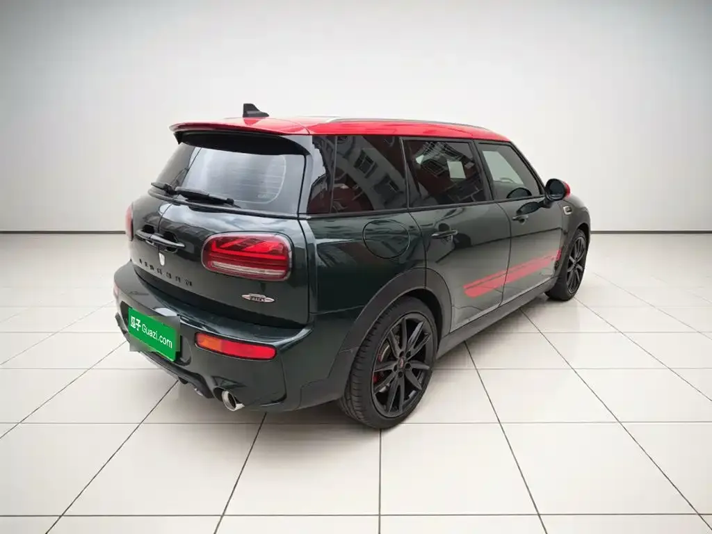 MINI Clubman JCW — фото 2