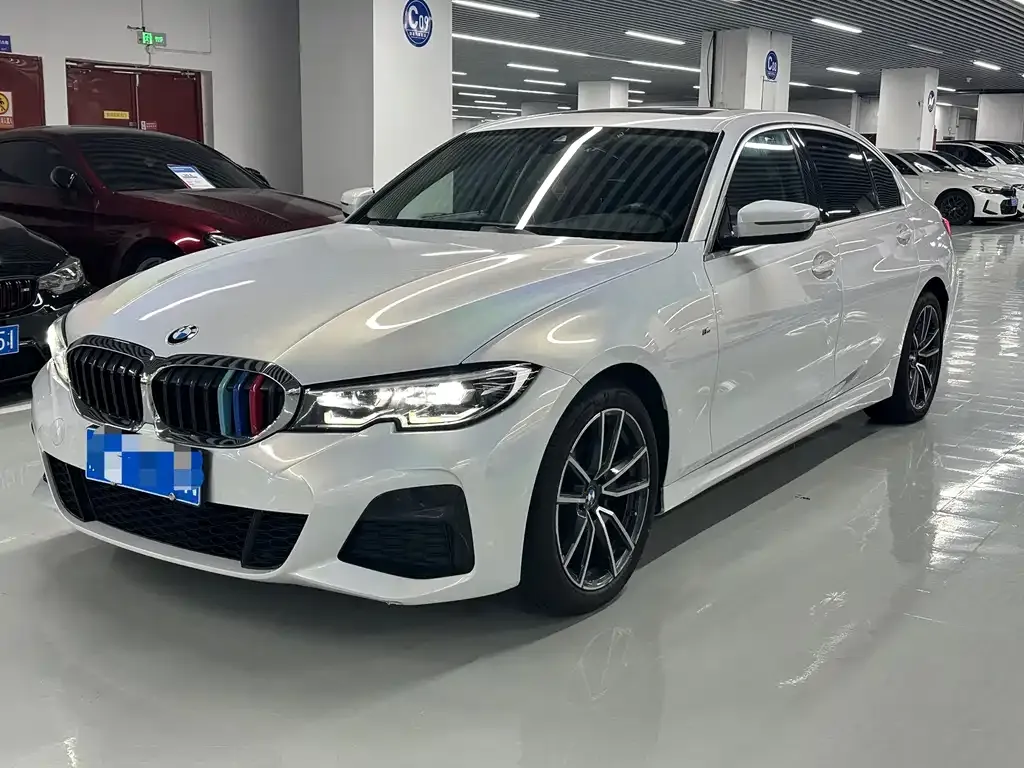 BMW 3 Series — фото 1