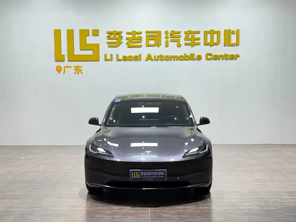 Tesla Model 3 — фото 2