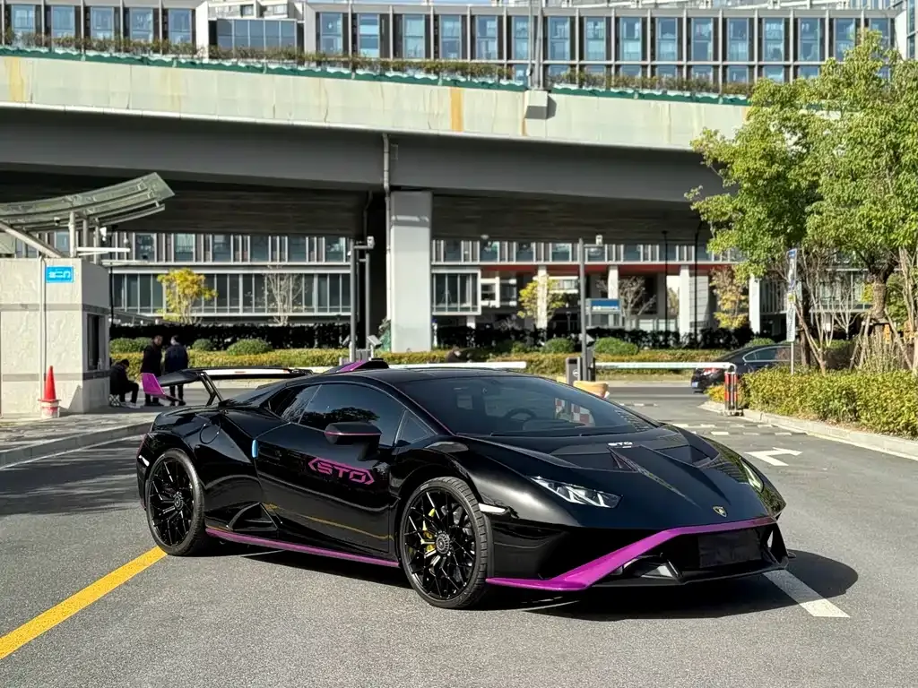 Lamborghini Huracan — фото 9