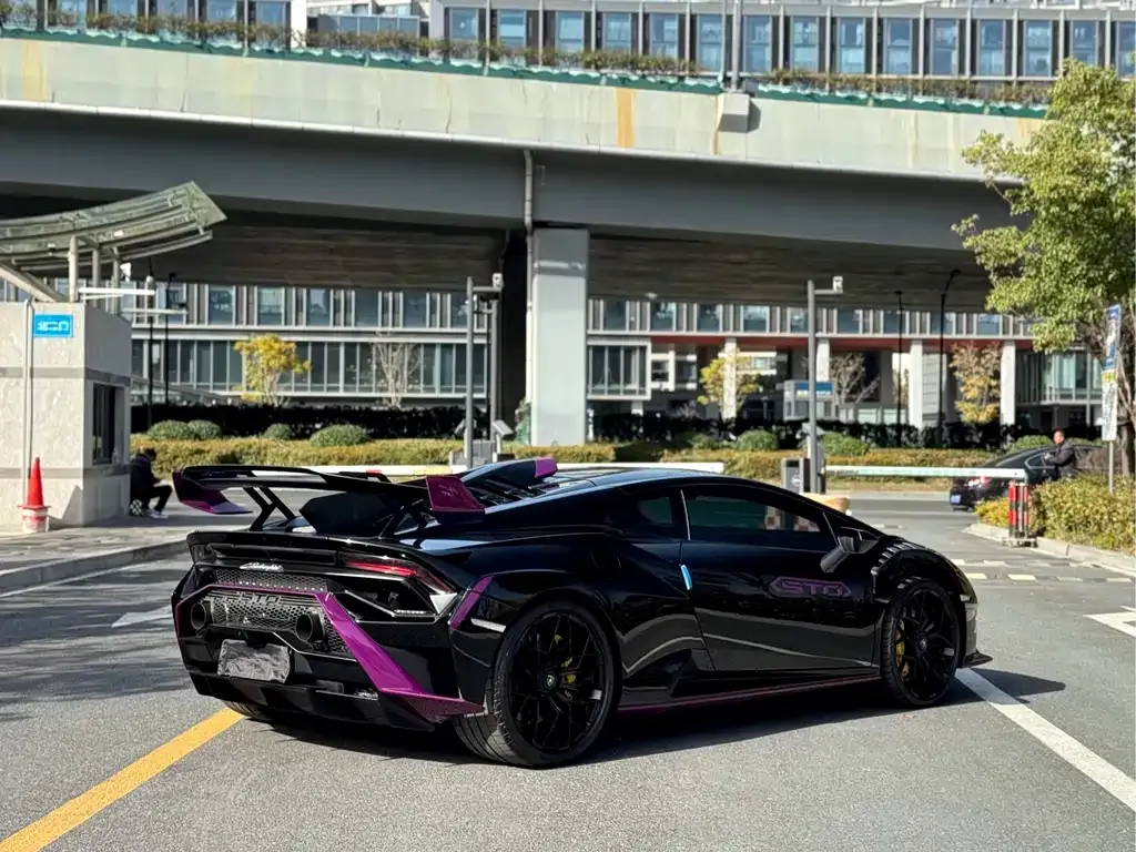 Lamborghini Huracan — фото 2