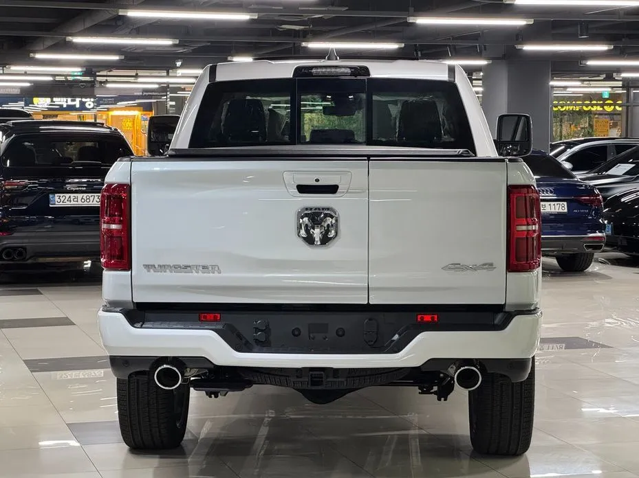 Dodge Ram Pick Up — фото 6