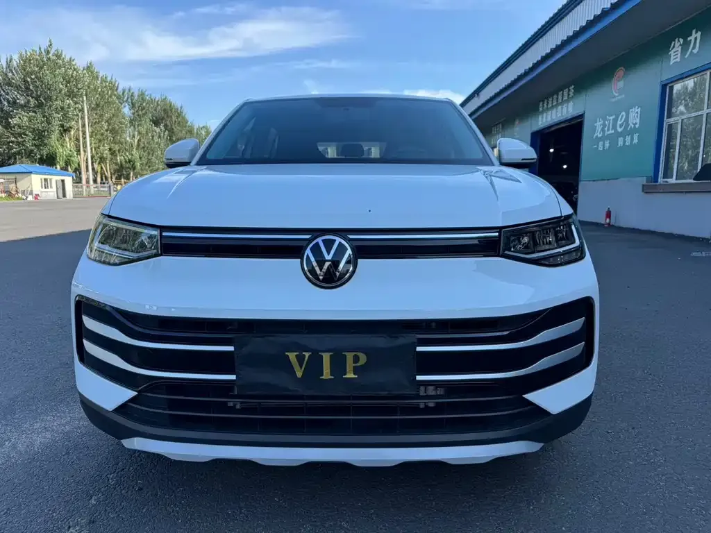 Volkswagen Tharu — фото 6