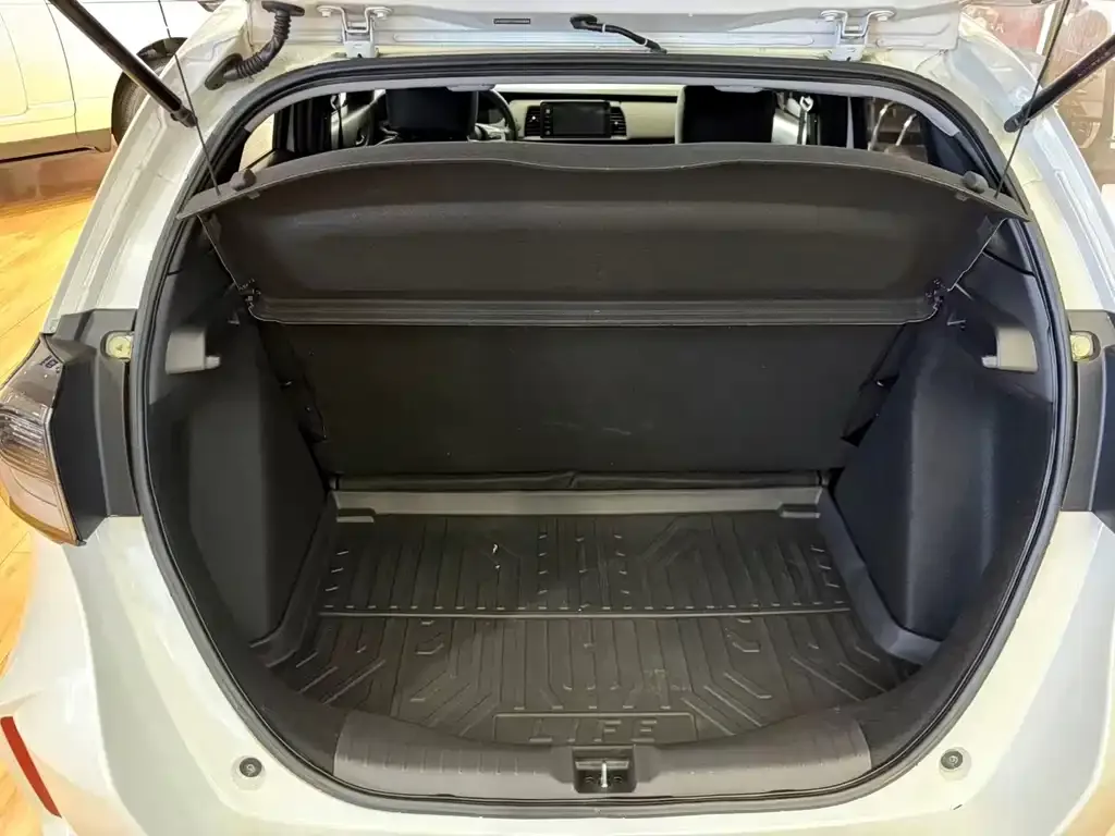 Honda Life — фото 9