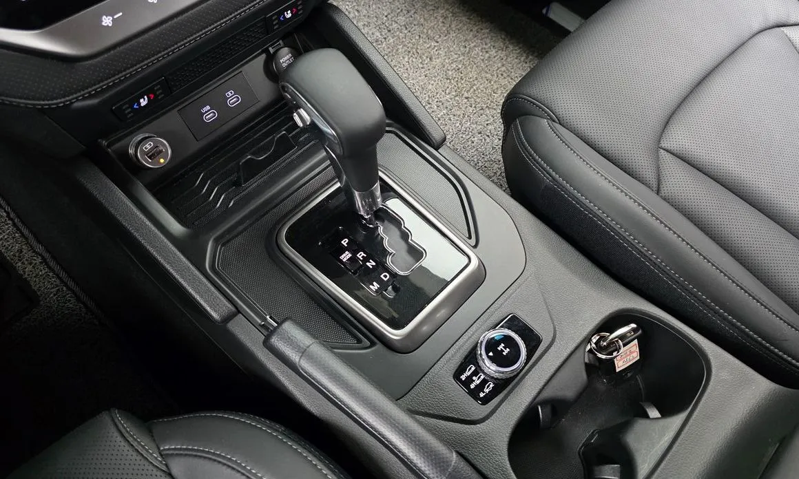 KG Mobility (Ssangyong) Musso — фото 9