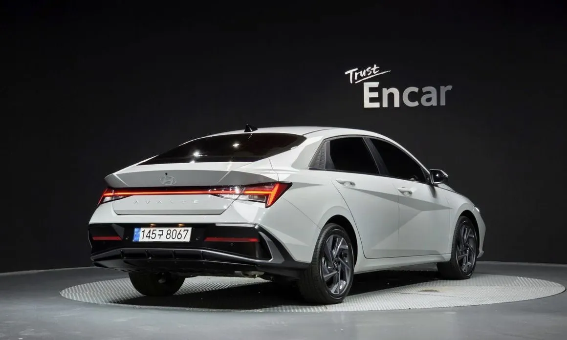 Hyundai AVANTE — фото 2