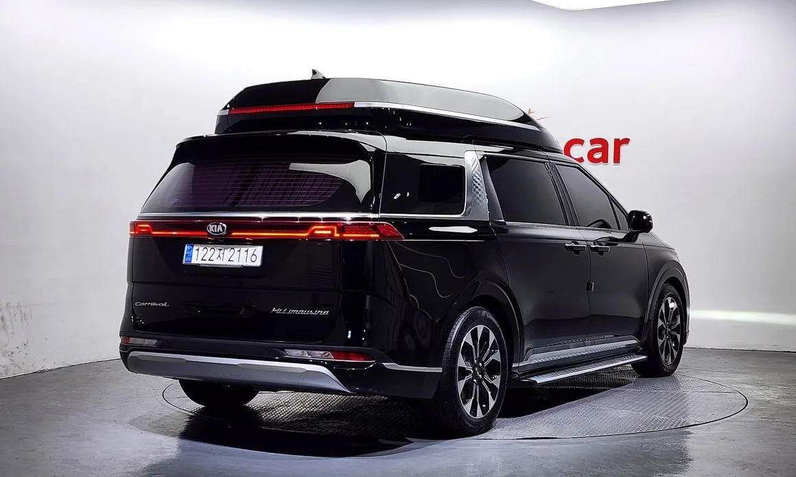 Kia Carnival — фото 10
